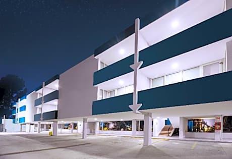 Suites Futura Plaza del Sol