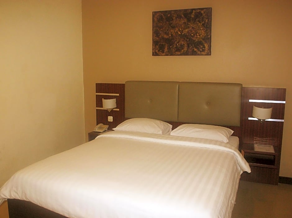 Royal Mamberamo Hotel