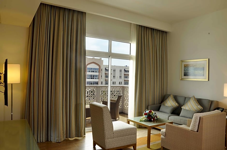 Photo 1 of 9 of Executive Suite, Balcony