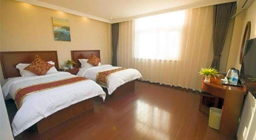 GreenTree Inn Zhenjiang Center Street No.1 Peoples Hospital Express Hotel