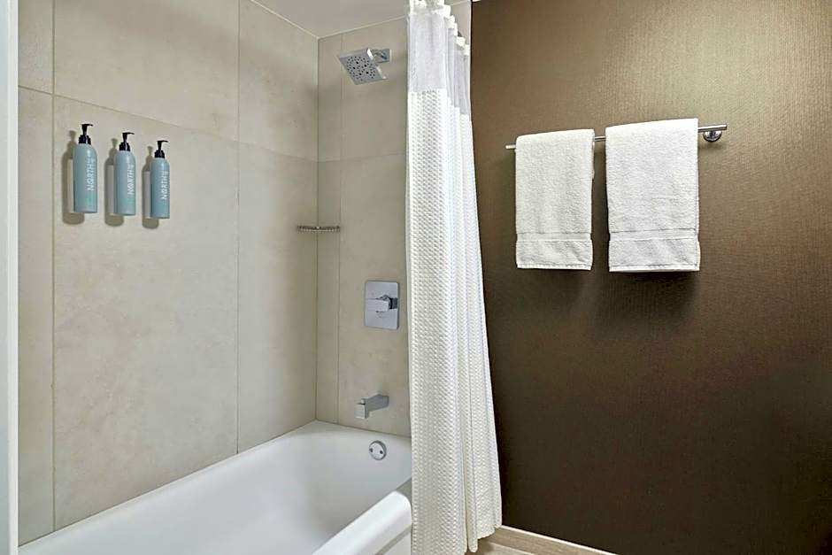 Courtyard by Marriott Los Angeles Pasadena/Old Town