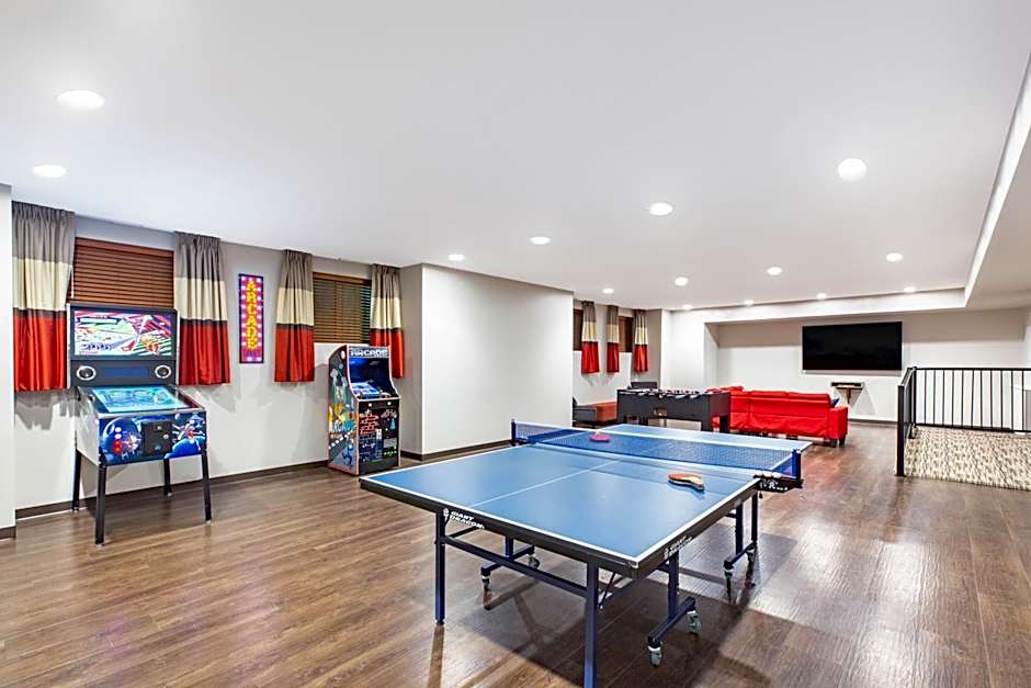 Microtel Inn & Suites by Wyndham Fort McMurray