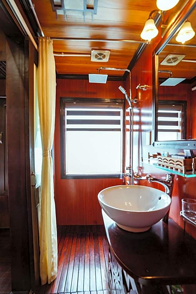 Photo 1 of 19 of Superior 1 Double Bed or 2 Beds, Sea View