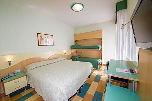 Hotel Nember