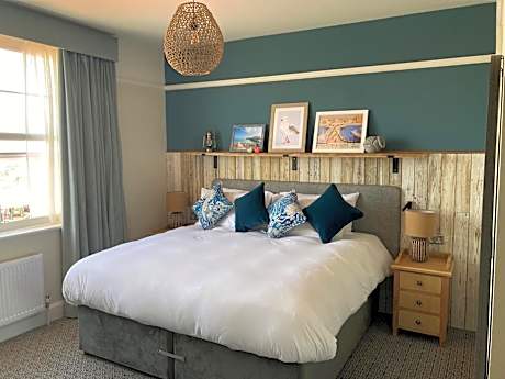 Large Double or Twin Room