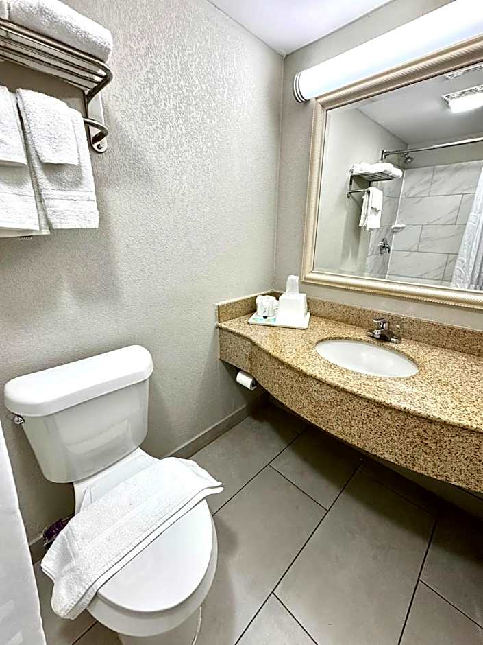 Americas Best Value Inn Tulsa at I-44