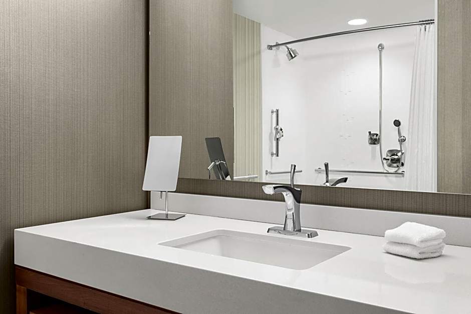 Courtyard by Marriott Omaha East/Council Bluffs, IA