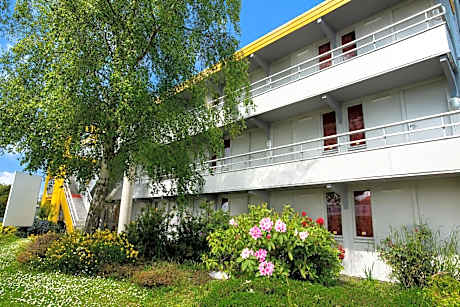 Premiere Classe St Brieuc Tregueux Hotel