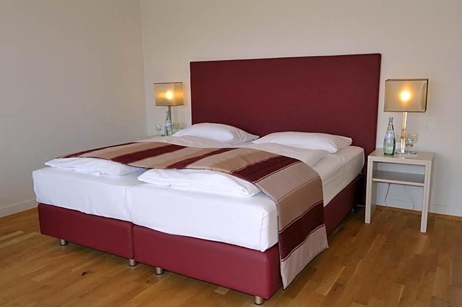 Ambassador Parkhotel