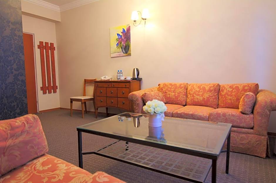 Centrum Konferencyjno-Apartamentowe Mrówka