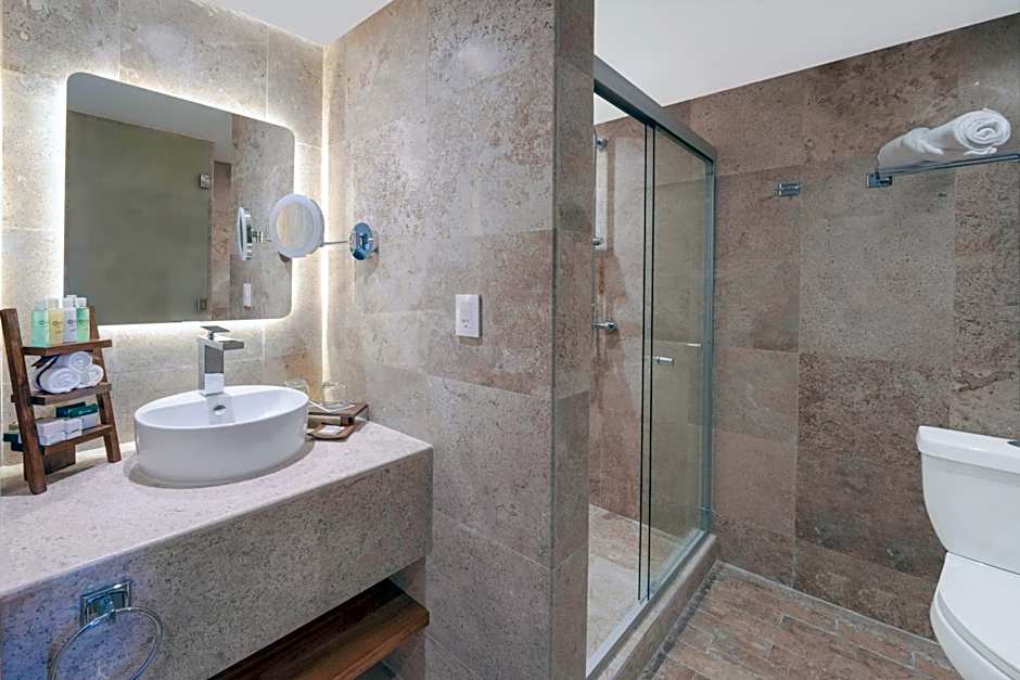 Oh! The Urban Oasis - Adults only