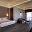 Warwick Palm Beach Hotel