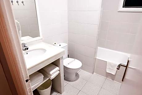Standard Double Room, Balcony (2 Twin Beds)