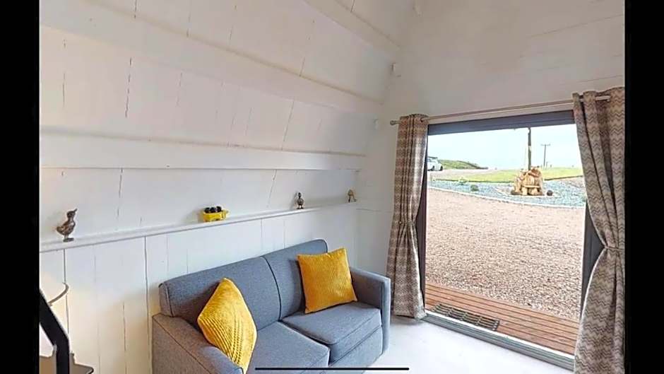 AC/DC Glamping