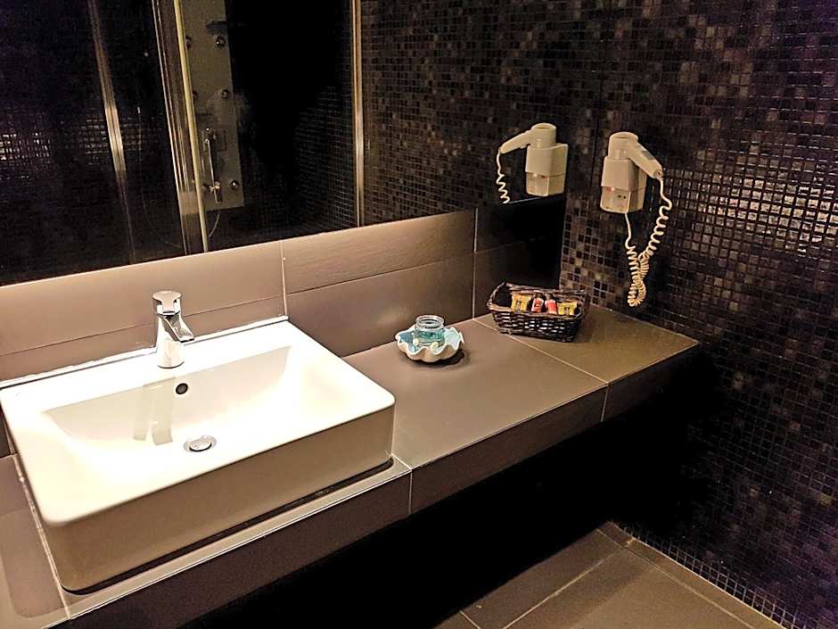 Elysion Hotel