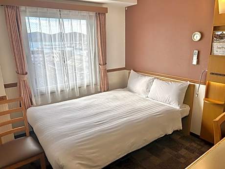 Economy Double Room Smoking