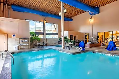 White Peak Hotel – Frisco By IHG