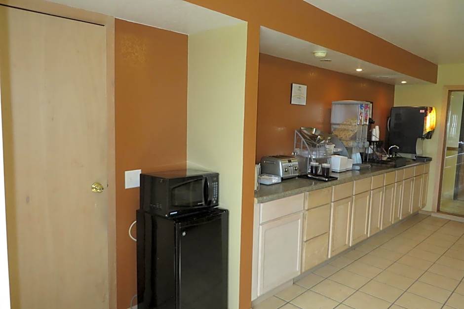 Western Inn & Suite Grinnell IA