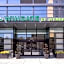 Wingate by Wyndham Long Island City