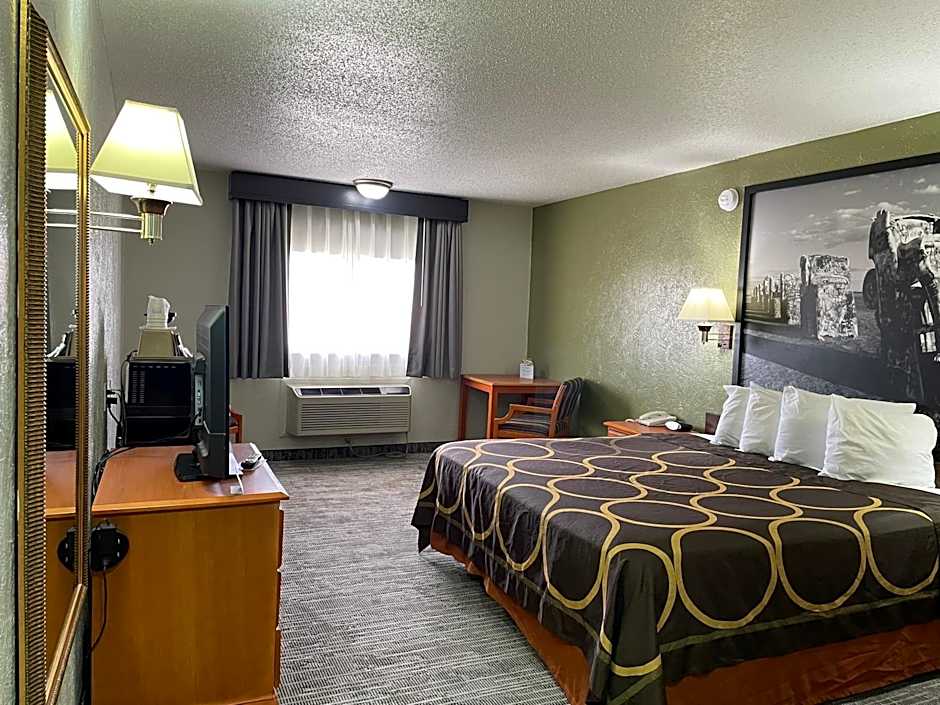 Photo 1 of 5 of 1 King Bed