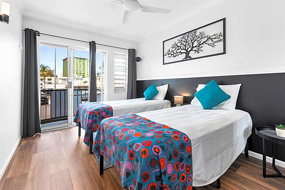 Villa Vaucluse Apartments