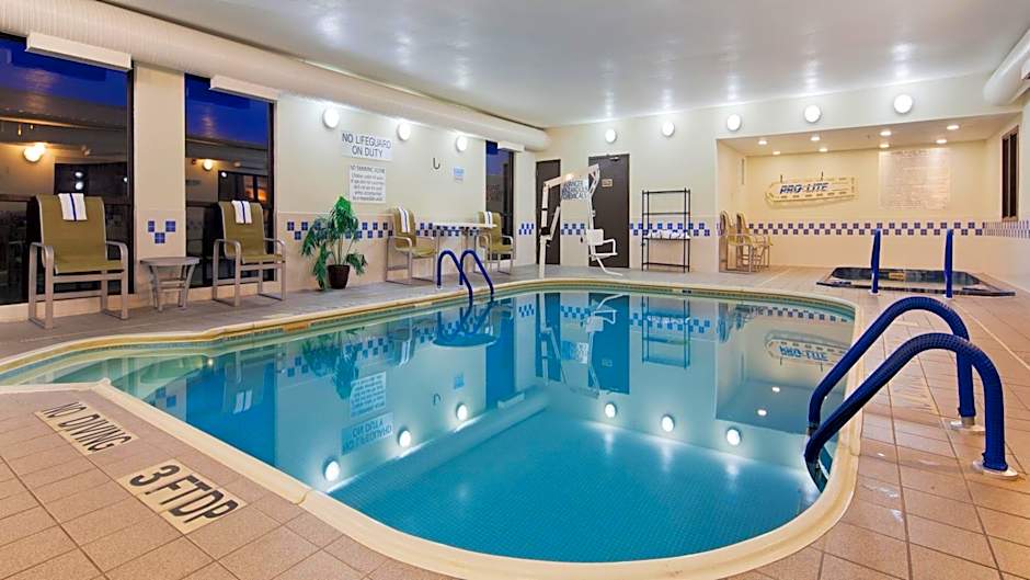 Best Western Plus Mishawaka Inn