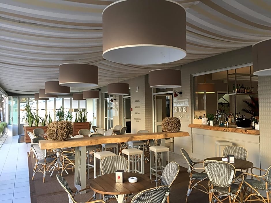 Hotel Arena