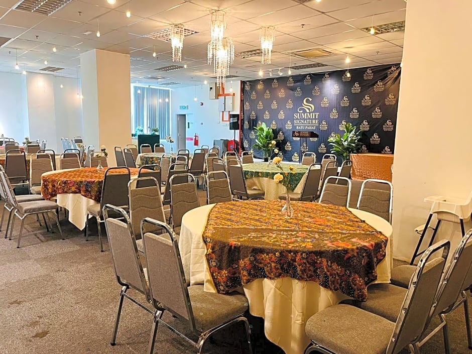 Summit Signature Hotel Batu Pahat