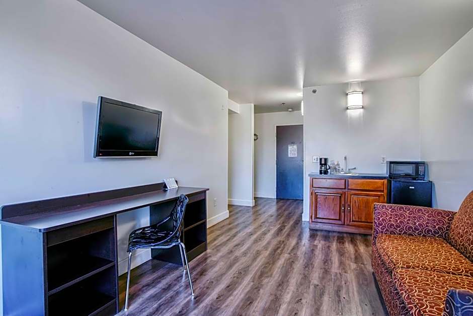 Motel 6-Hesperia, CA - West Main Street I-15