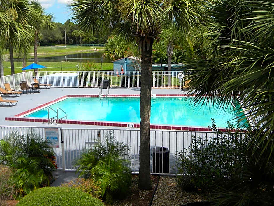 Days Inn by Wyndham Daytona Beach Speedway