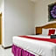 RedDoorz Near Trans Studio Mall 3