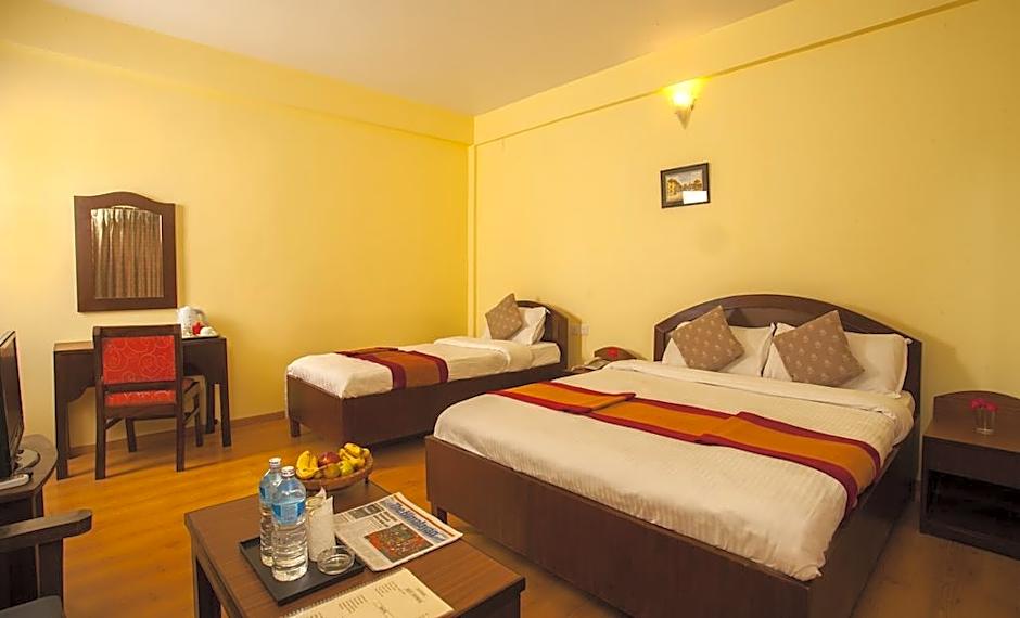 Hotel Crown Himalayas