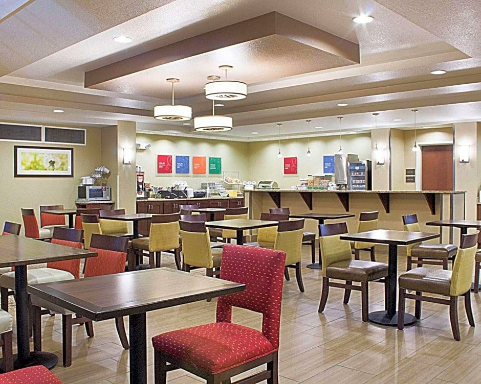 Comfort Suites Minot