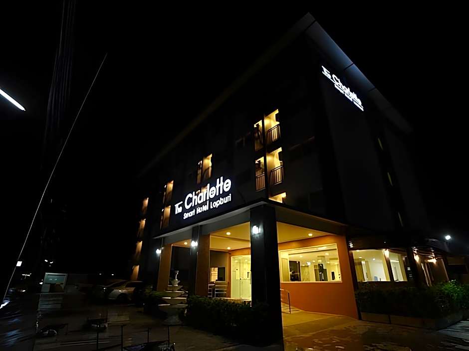 The charlotte smart hotel lopburi
