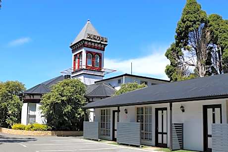 Hobart Tower Motel