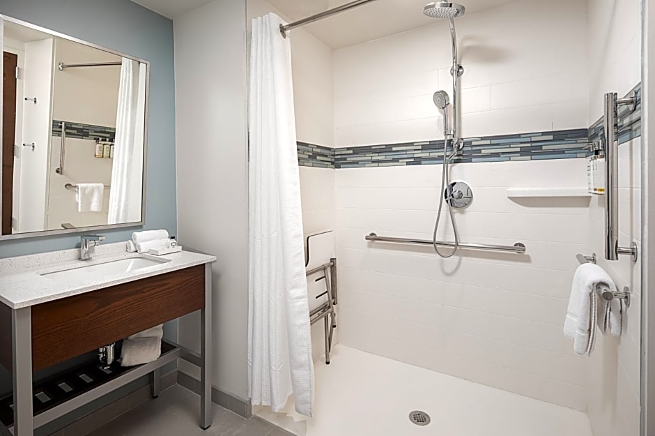 Even Hotels Alpharetta - Avalon Area By IHG