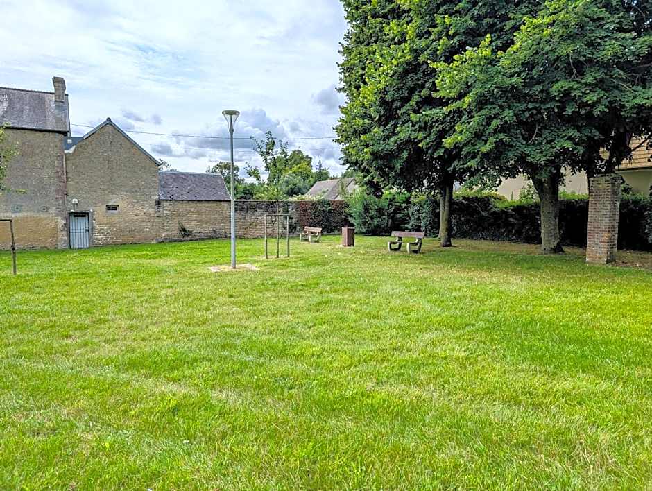 Heritage stone house BnB with Gourmet Breakfast - Chambres d'hôtes de charme entre Bayeux et les plages du débarquement