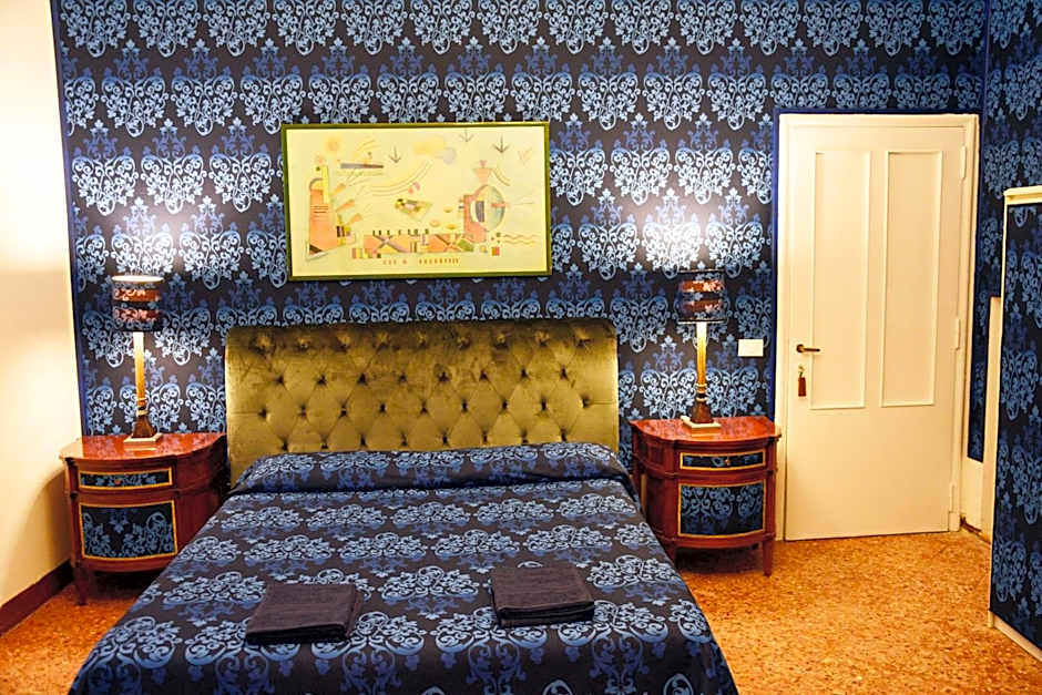 Venice Rainbow Apartment San Marco