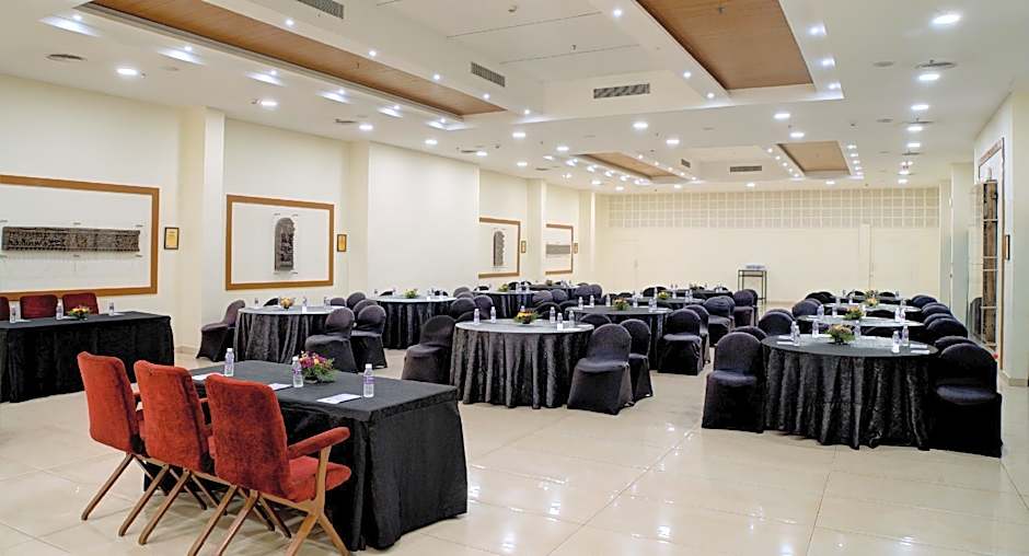 Fortune Pandiyan Hotel