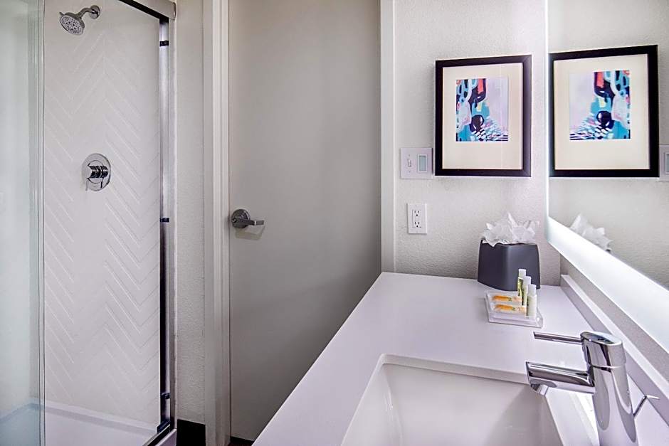 Holiday Inn Newport News - Hampton By IHG