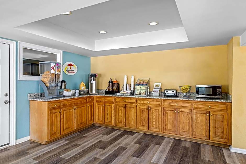 Super 8 by Wyndham Acworth/Atlanta Area