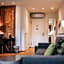 Two Timez - Boutique Hotel