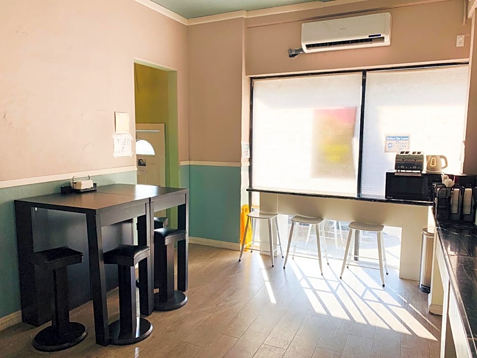 Melrose Hostel