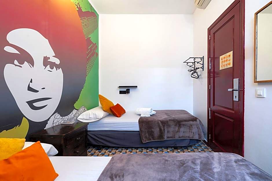 Home Youth Hostel by Feetup Hostels