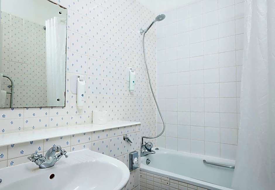 Bull Hotel by Greene King Inns