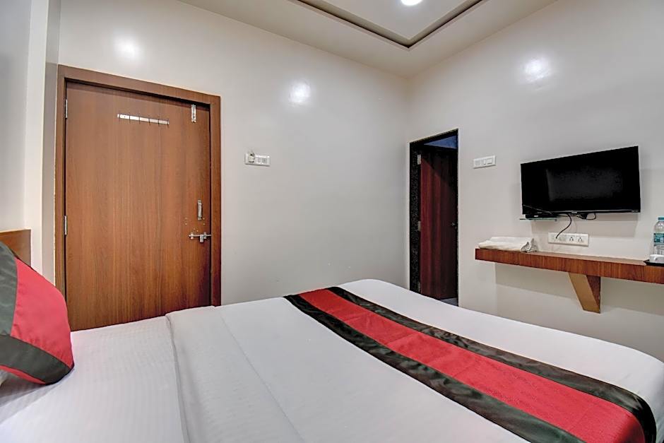 HOTEL D GRAND