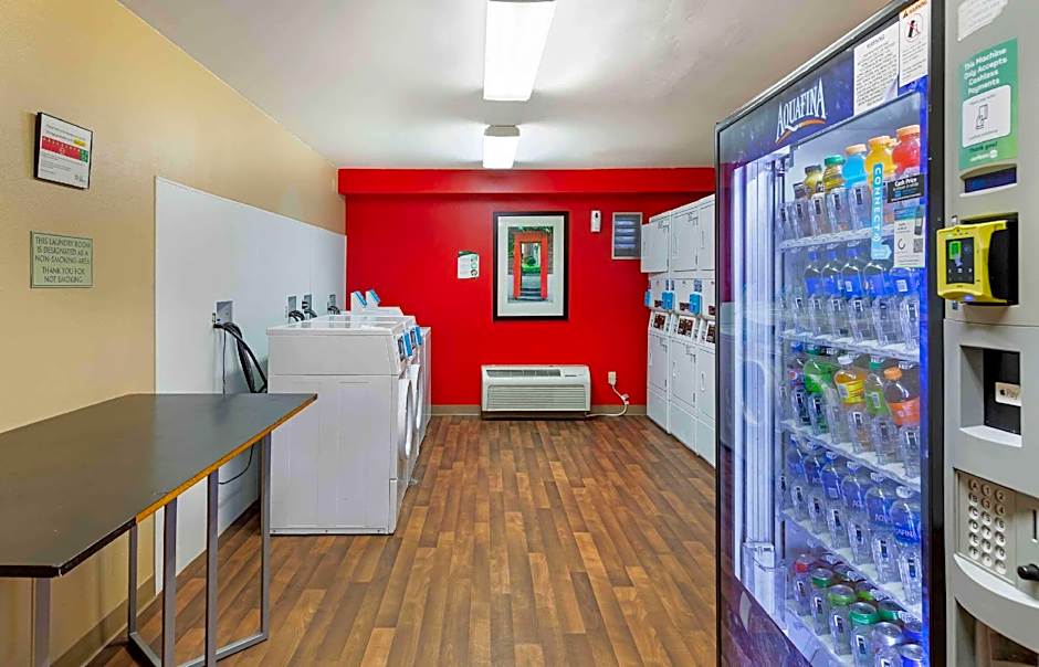 Extended Stay America Suites - Los Angeles - Long Beach Airport