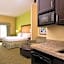 Holiday Inn Express and Suites Dickson City By IHG