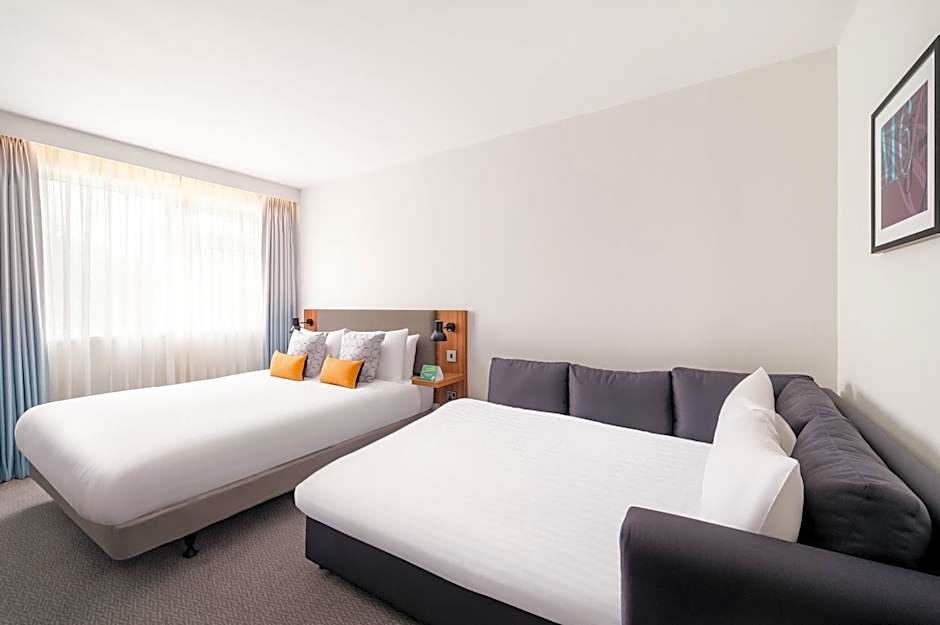 Holiday Inn Birmingham M6 J7 By IHG