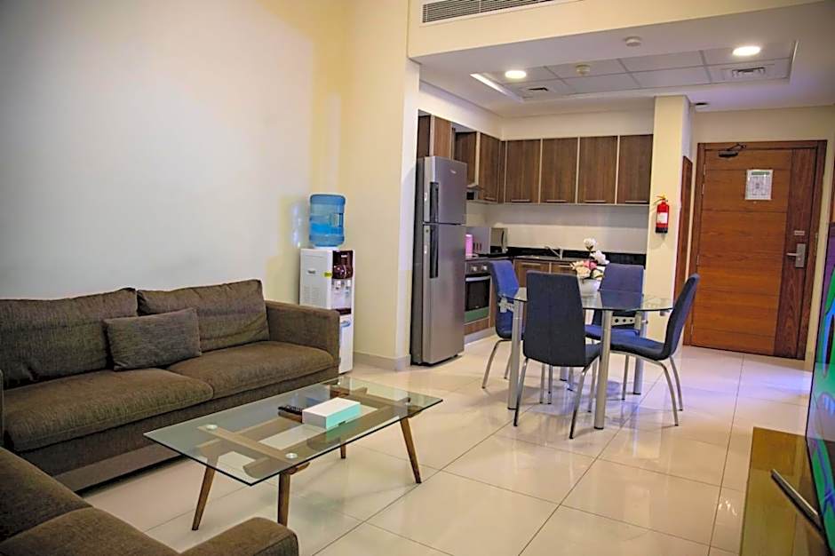 OYO 104 Q House 3 Apartments